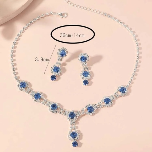 Cubic Zirconia Luxurious Necklace & Drop Earrings - Picture 3 of 4